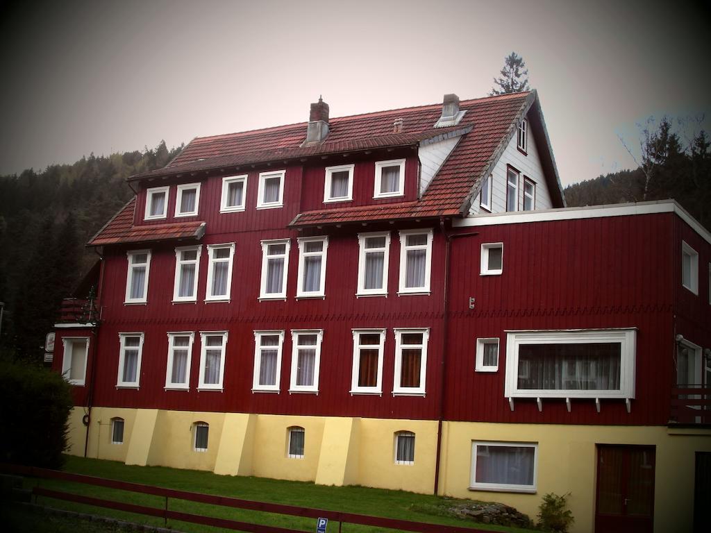 Pension "Am Wald" Lautenthal ภายนอก รูปภาพ
