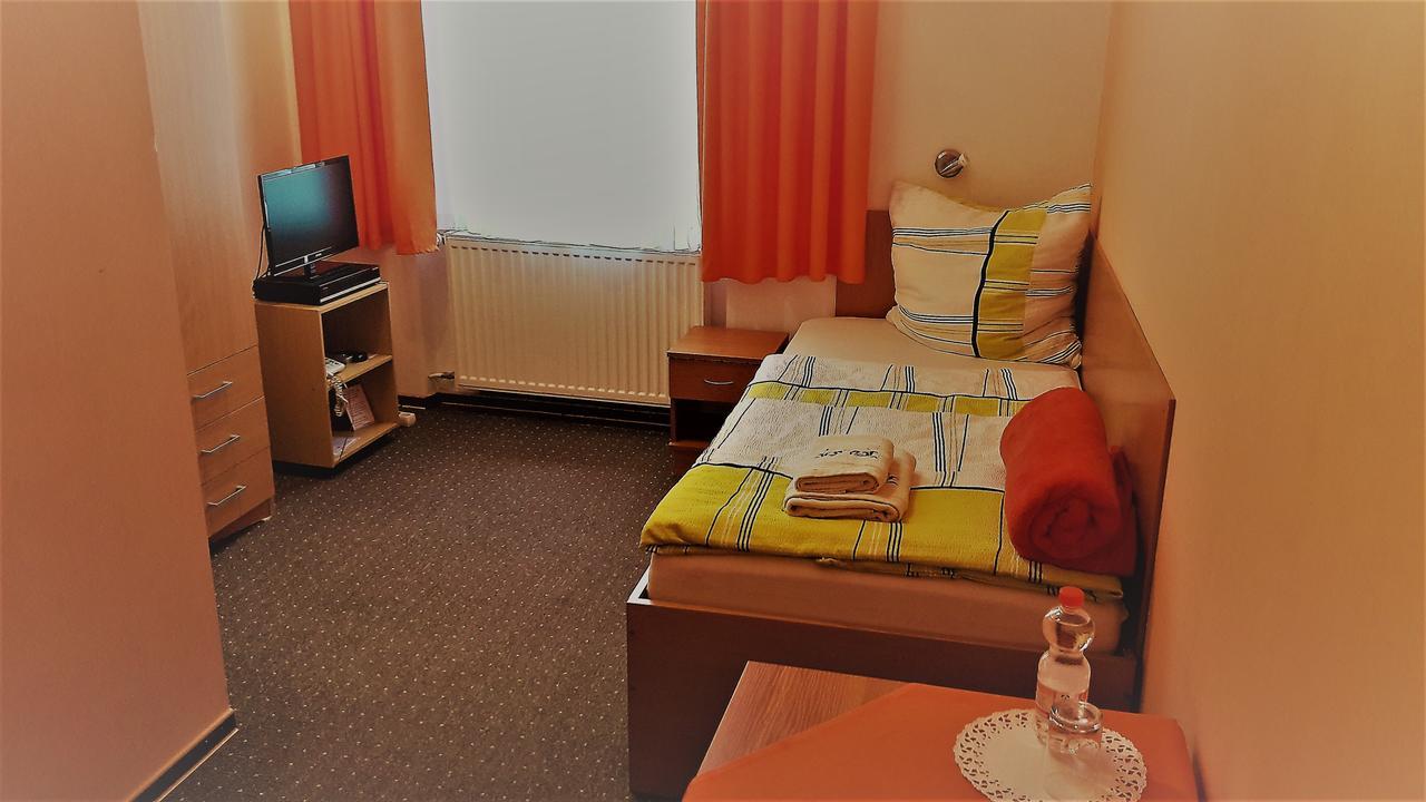 Pension "Am Wald" Lautenthal ภายนอก รูปภาพ